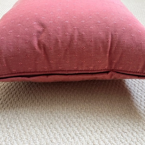 18 inch Square pillow, set of 2 - Picture 3 of 3